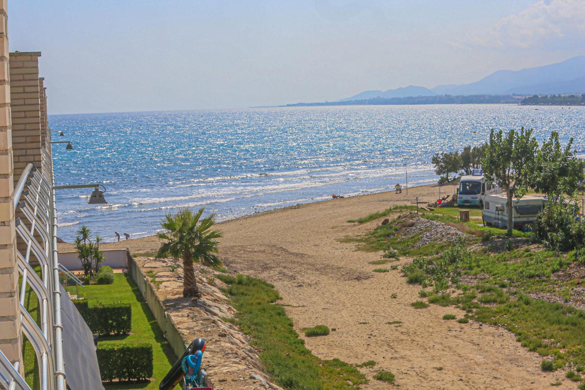 Di Mare Litoral Costa Dorada - Only Families Apartment Mont-roig del Camp Exterior photo